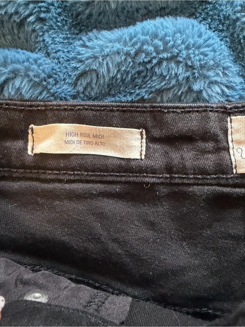 Universal Thread Black Denim Mid-Rise Jean Shorts